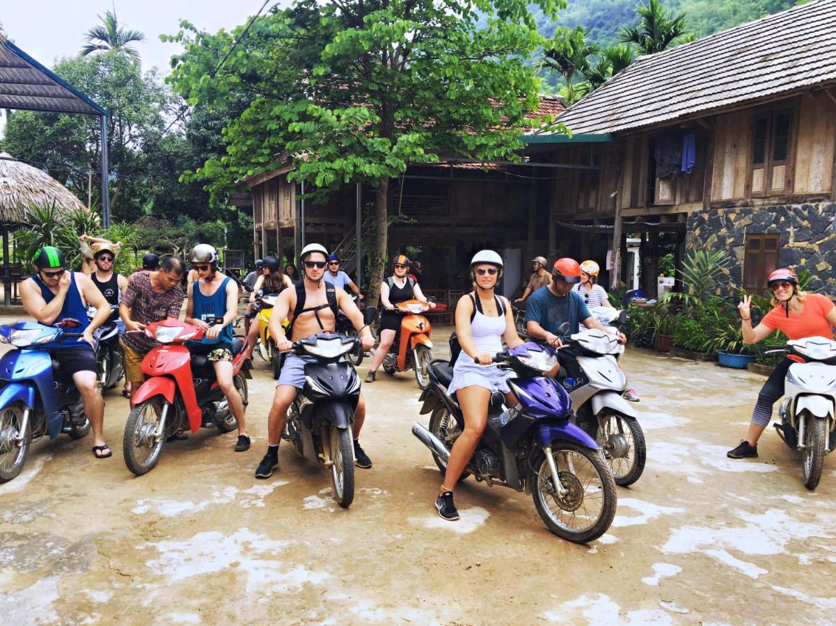 Nha Tan - Mai Chau Homestay And Tours 외부 사진