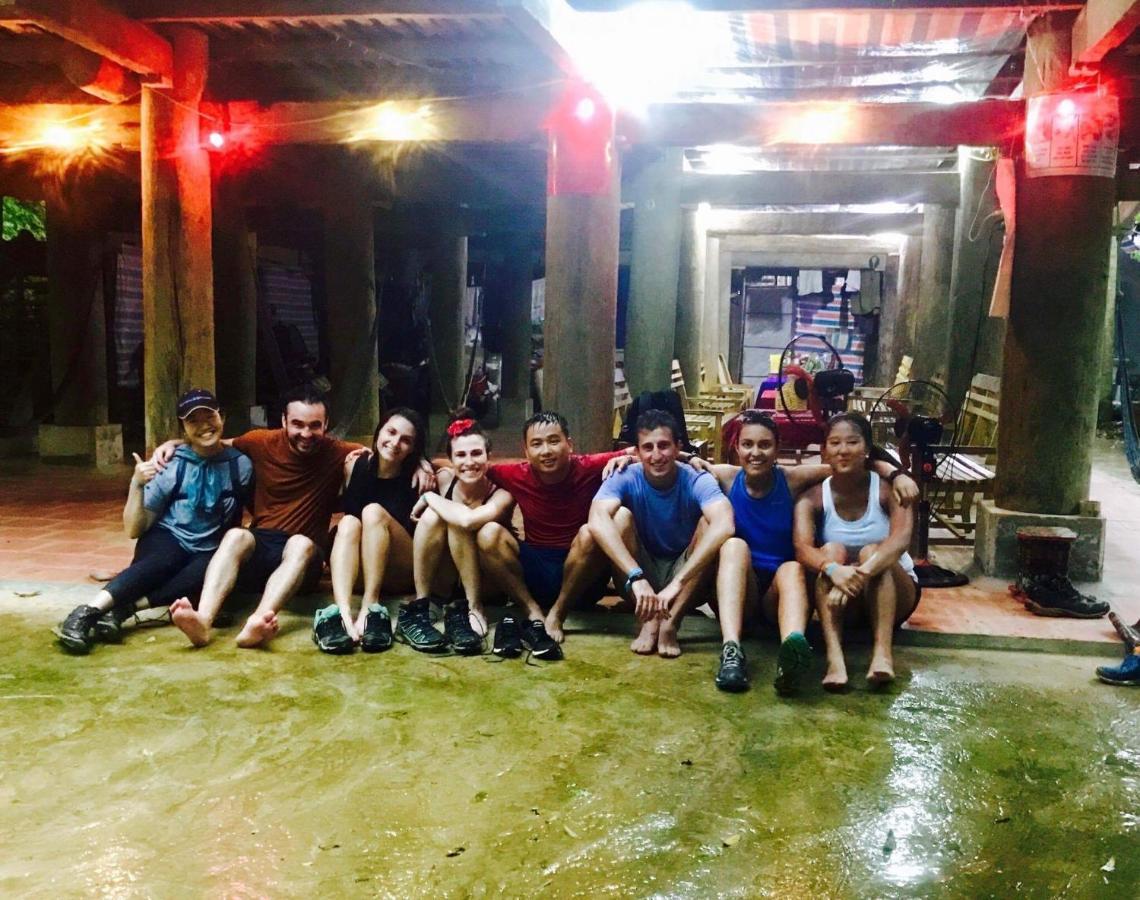 Nha Tan - Mai Chau Homestay And Tours 외부 사진